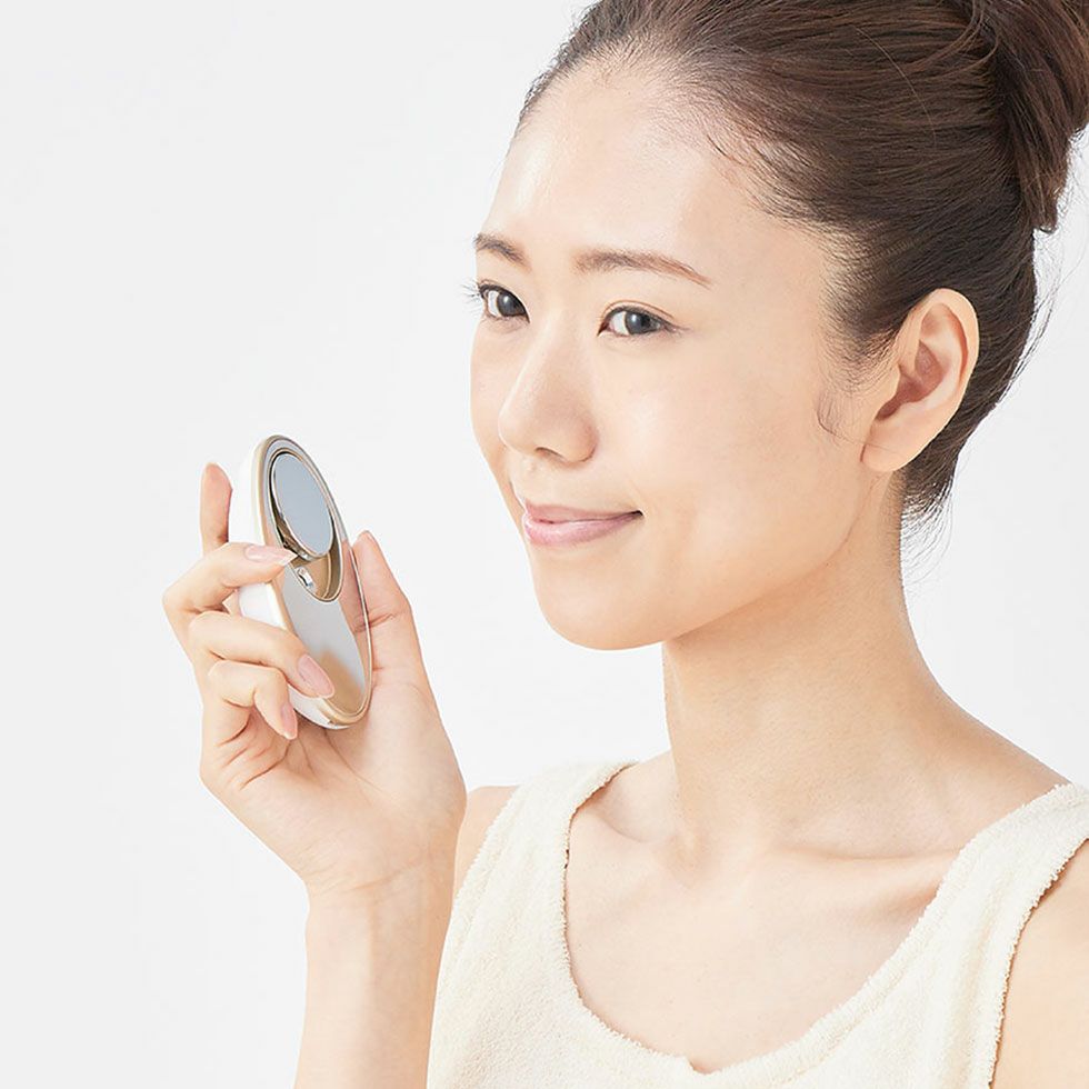 KBE1430　エナージュ　ミスト　メイクの上から